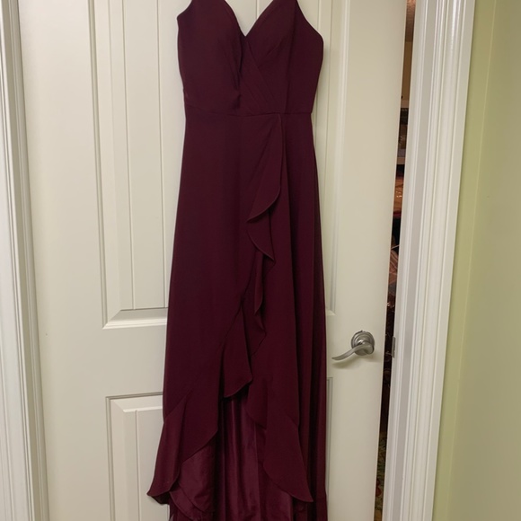 Evening Dresses - Picture 2 of 4